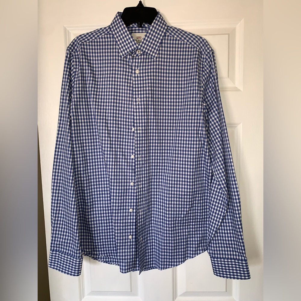 Ben Sherman Button Down Tailored Skinny Fit Shirt - Men’s 15 1/2 Size 34/35